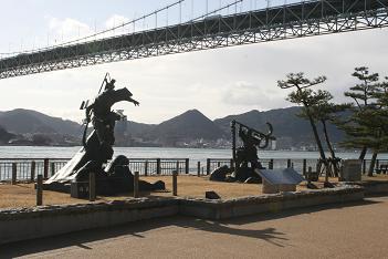 壇ノ浦と関門海峡大橋